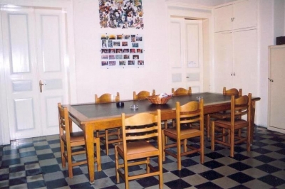 09 Αίθουσα αναμονής